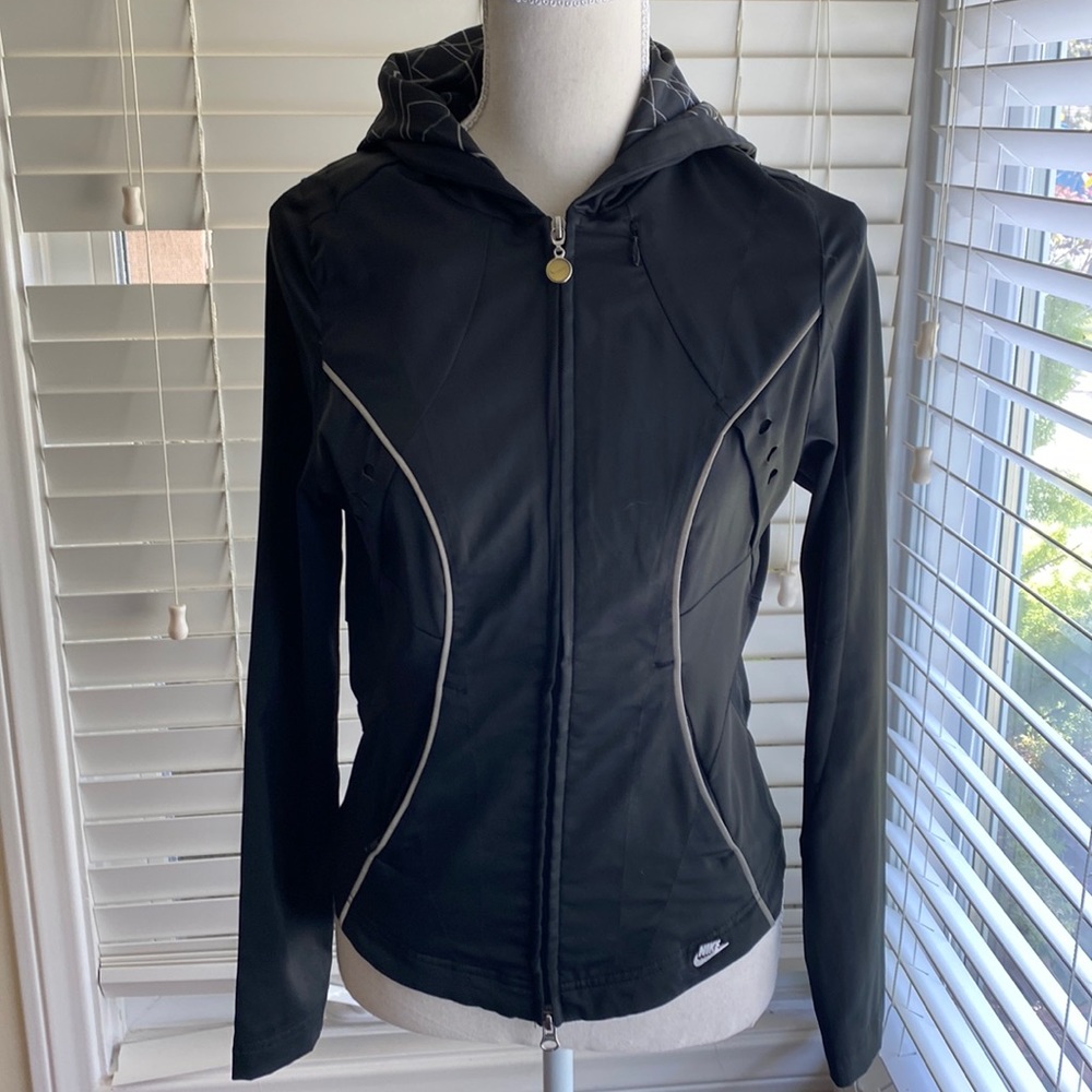 Fitted NIKE zip up jacket - XS
